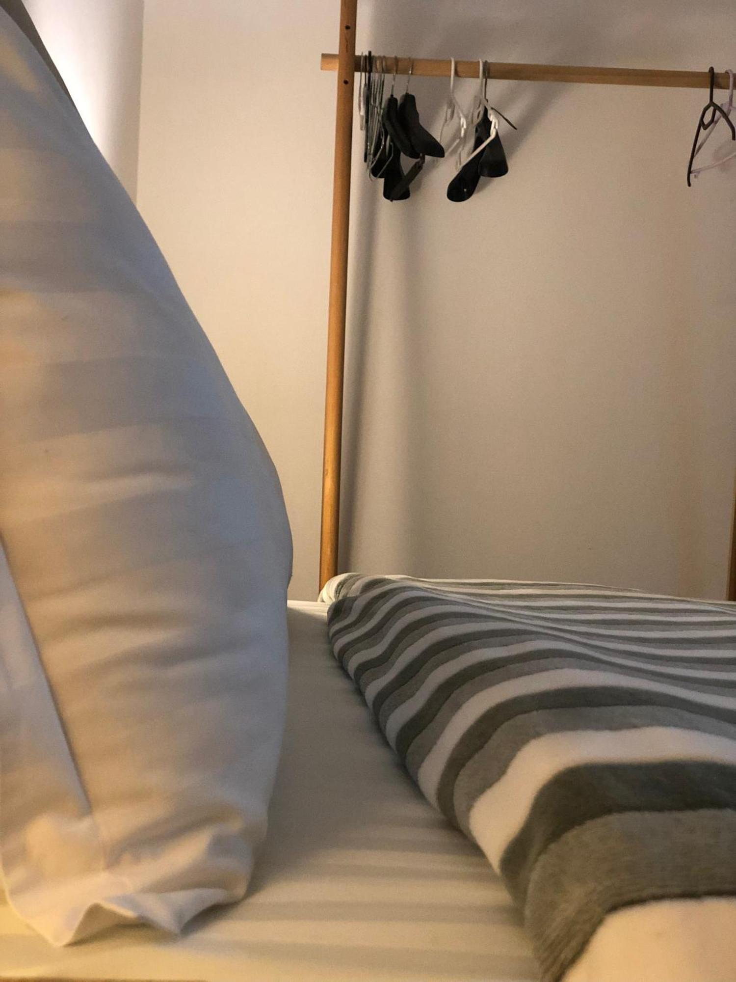 City Center Cute And Comfy Apartment - Ajia Apartments ティラナ エクステリア 写真